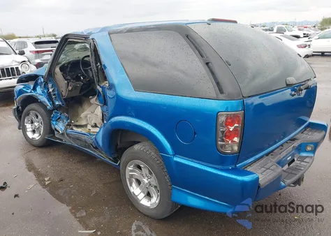 2001 Chevrolet Blazer Xtreme from USA, damaged, VIN 1GNCS18WX1K190294